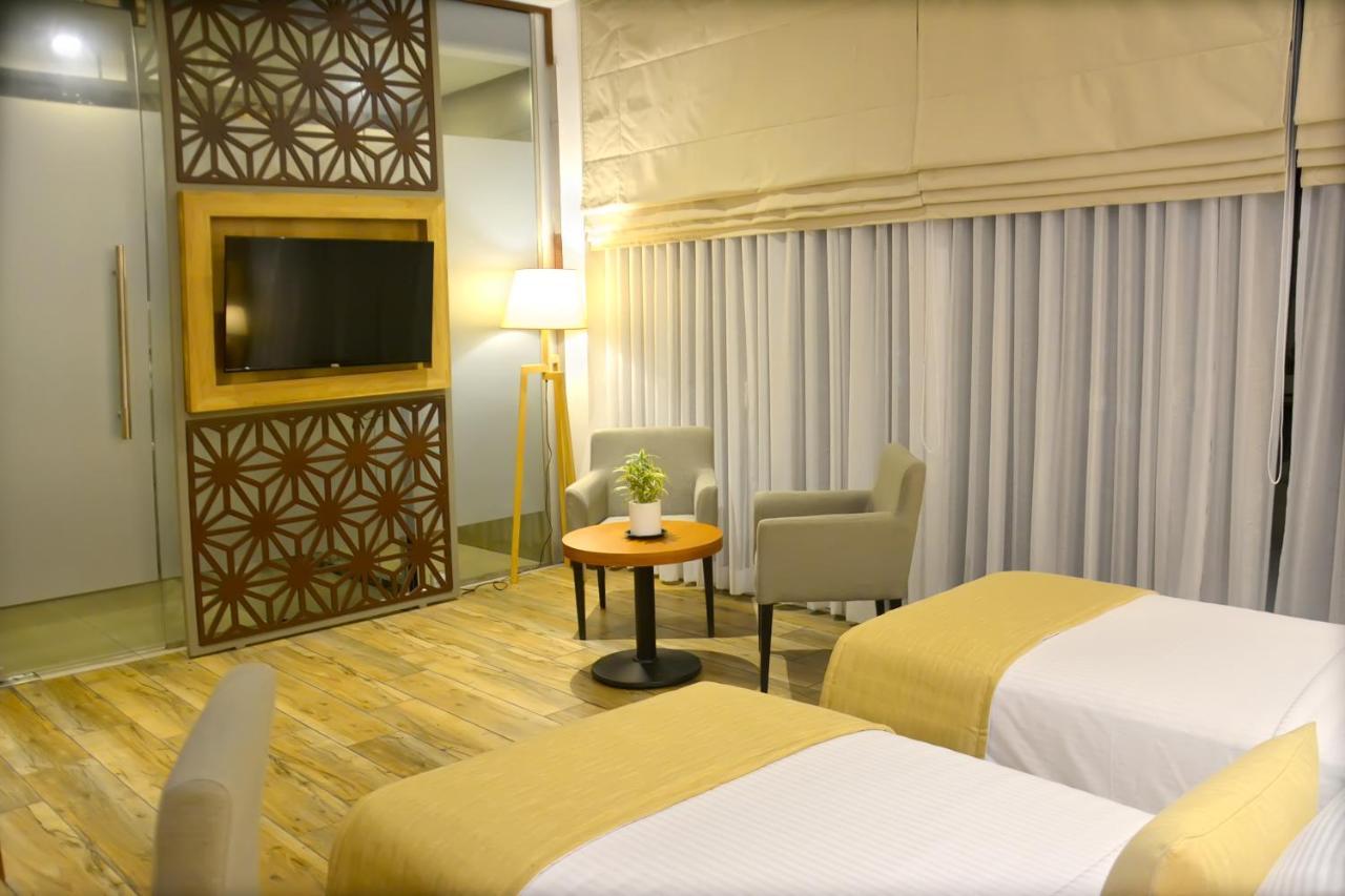 Belmont Boutique Hotel - Free Airport Shuttle Service Negombo Kültér fotó